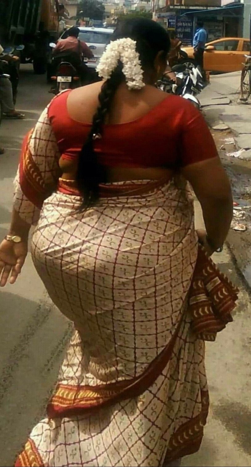 Sandra Arabian in hijab