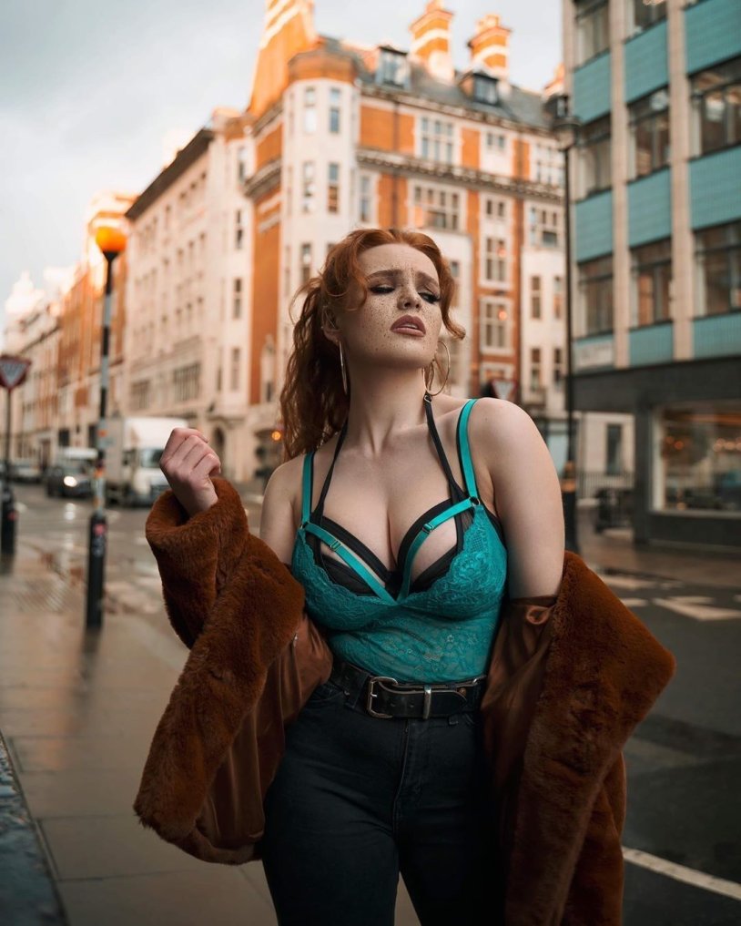 Nicky Robinson Miss Deadly Red