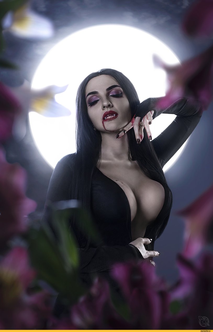 Leeanna vamp Gothic