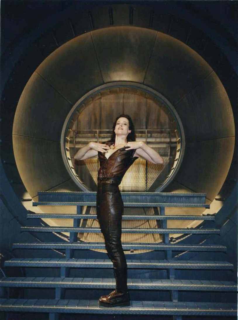 Sigurni Weaver Helmut Newton