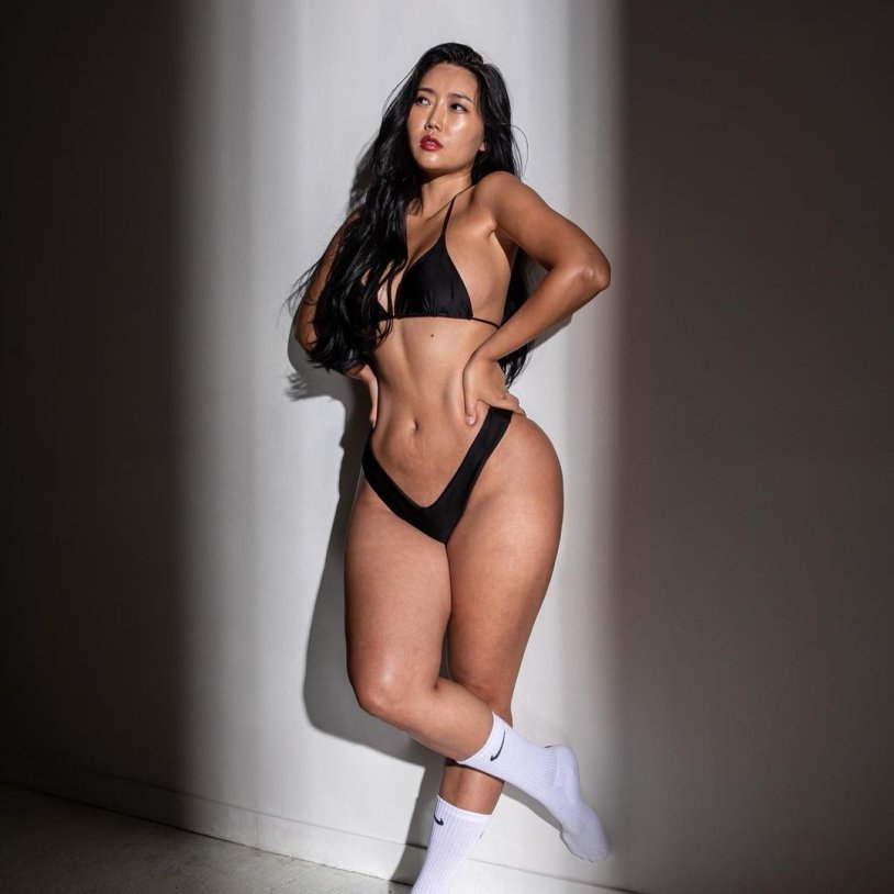 Big boobs in Bikini Selfie