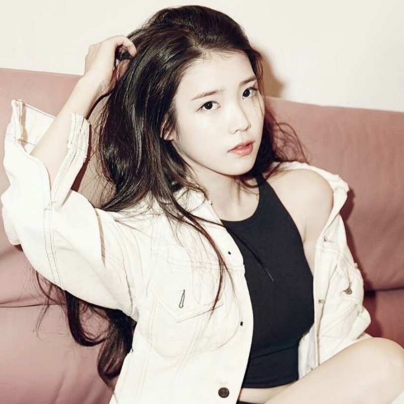 IU singer Hot