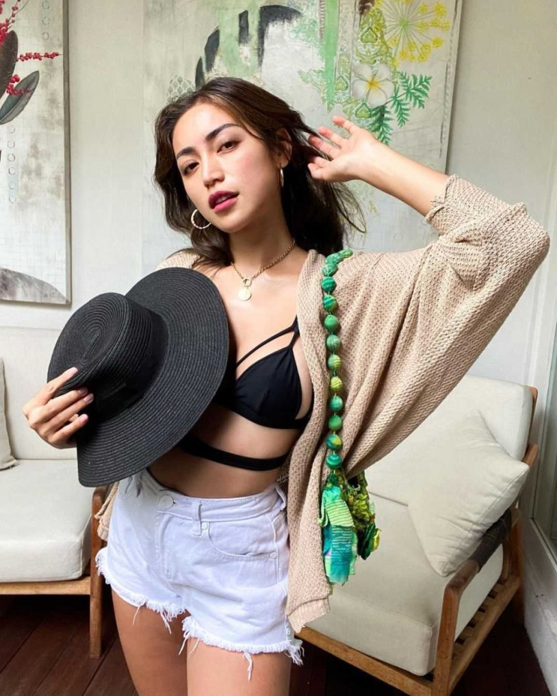 Jessica Iskandar Syur