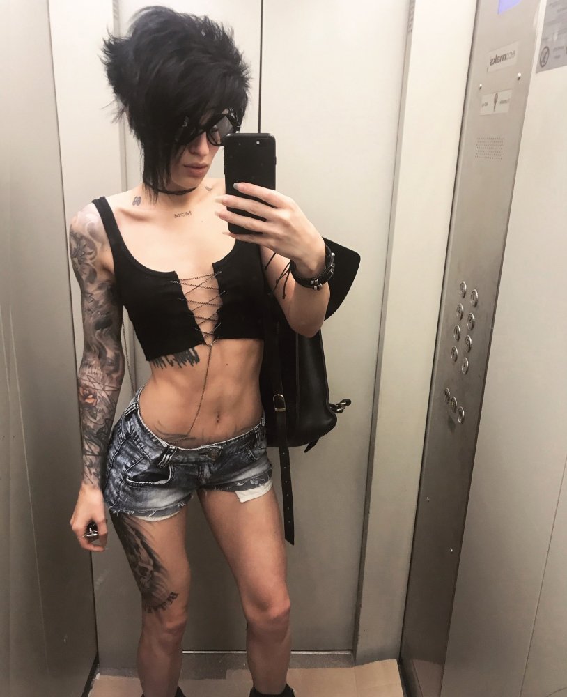 Vendy Vendy Cryste Wendy