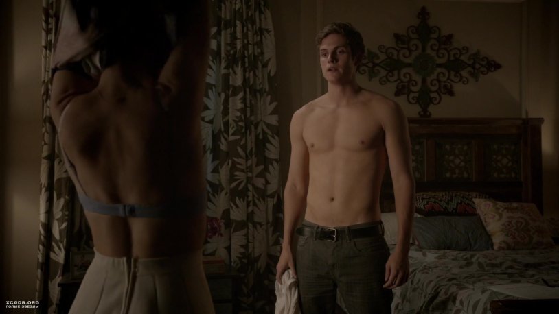 Daniel Sharman Wolf Naked