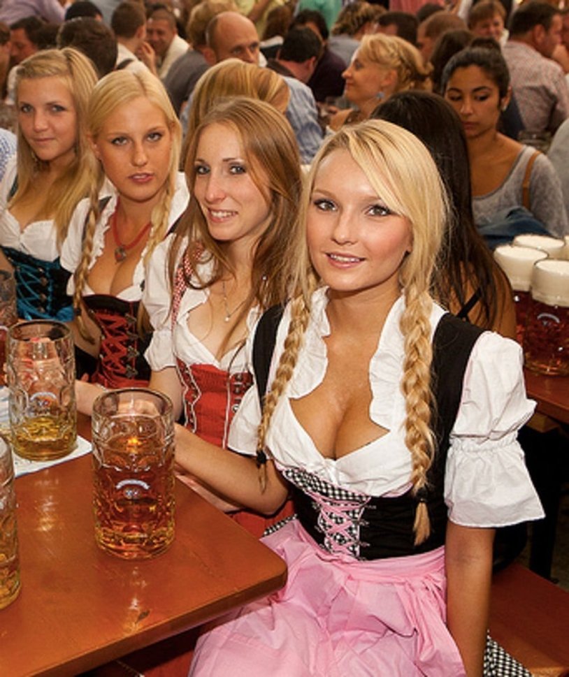 Dirndl waiter Oktoberfest