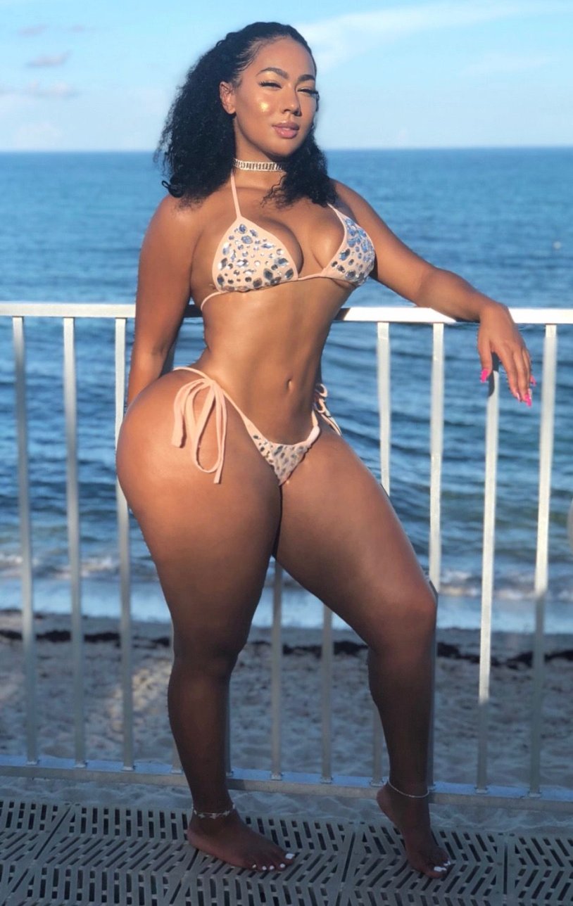 Caribbeancurlss Isabella Alexandra