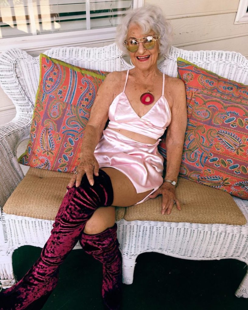 Old women with big amateur