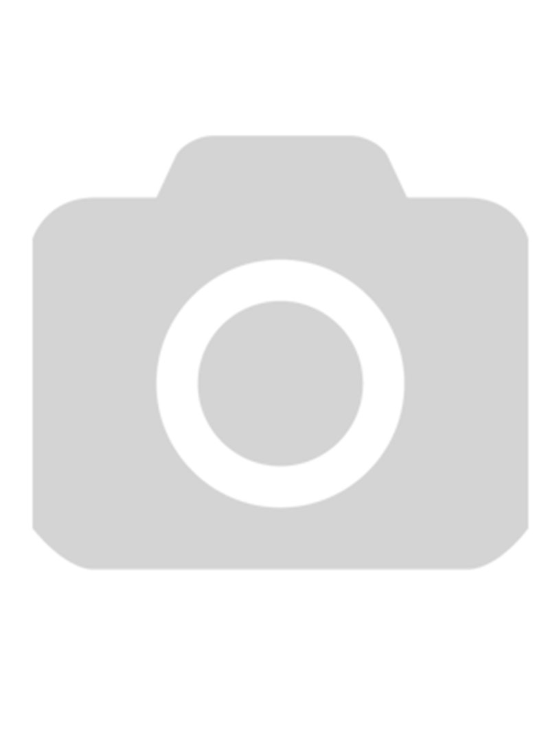 Elderly in linen homemade