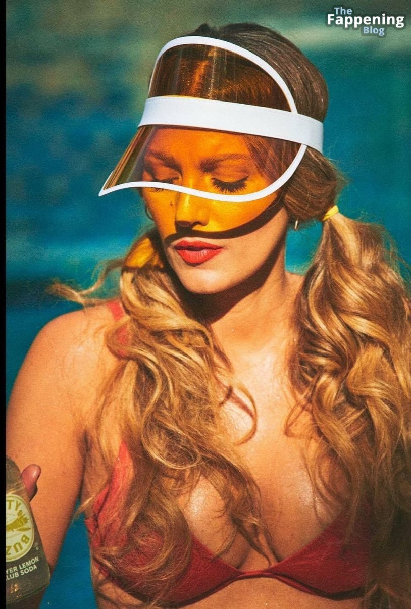 Actress Blake Livili