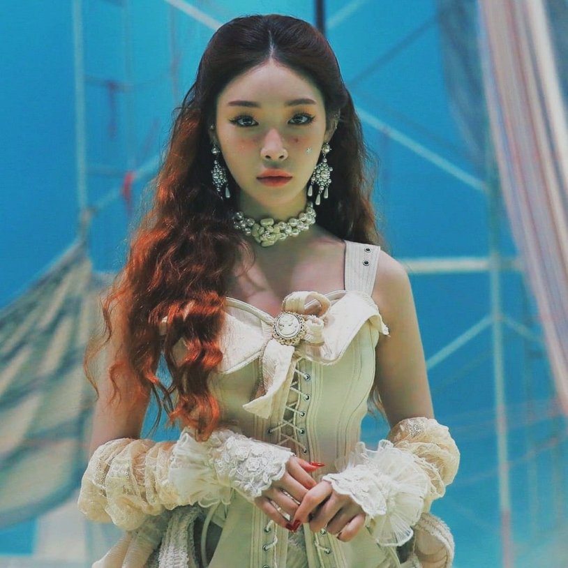 Jongha is in the dress