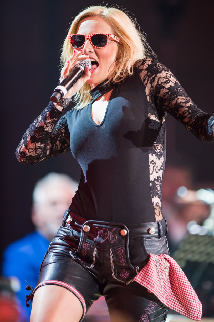 Melissa naschenwen Wikipedia