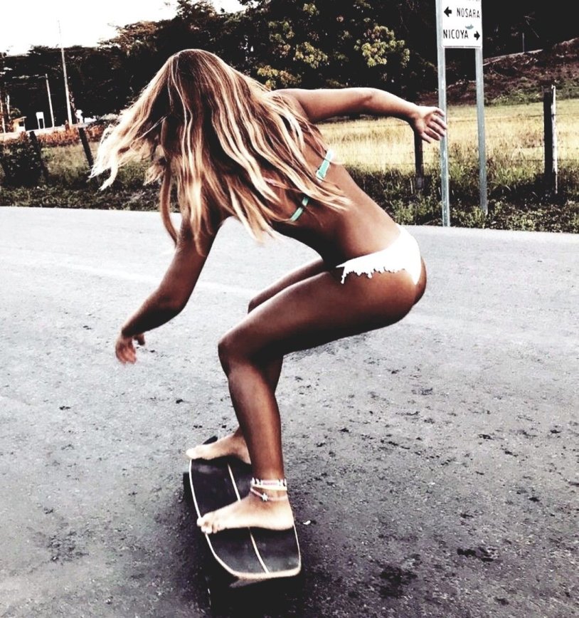 Girl on Skate Bikini