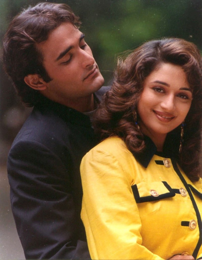 Akshay Khanna and Madhuri Dikshit
