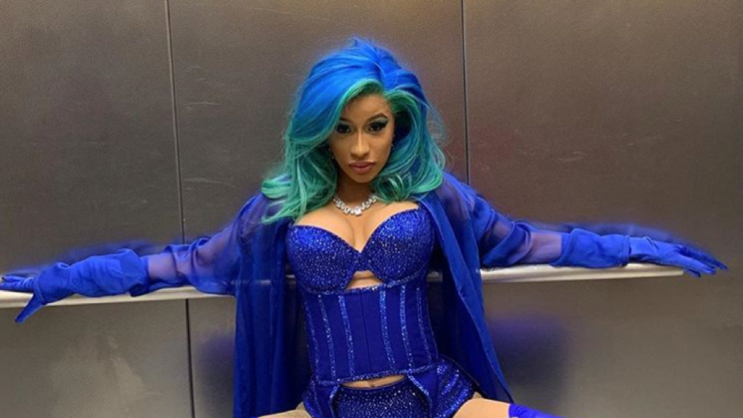 Cardi b blue hair