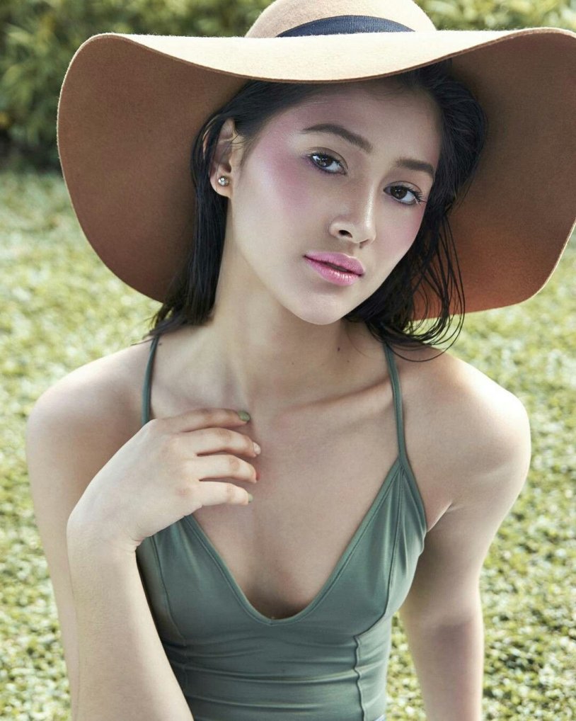 Maurine of the Wrolvits