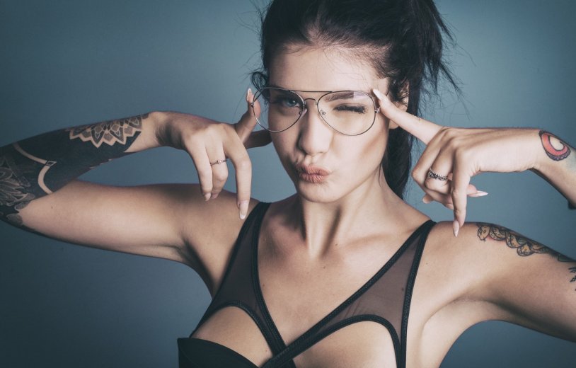 Tattoo glasses