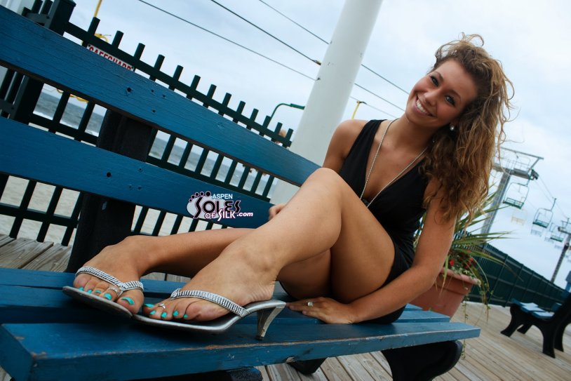 Naked legs Aspen Brooks