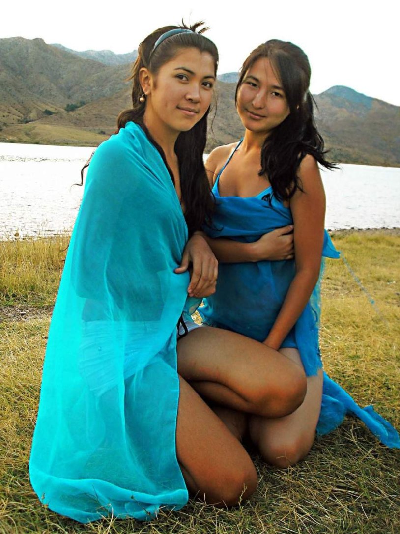 Uzbek women
