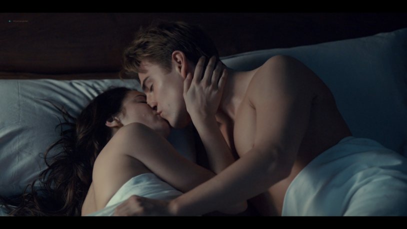 Kaya Skogladario in underwear Museum