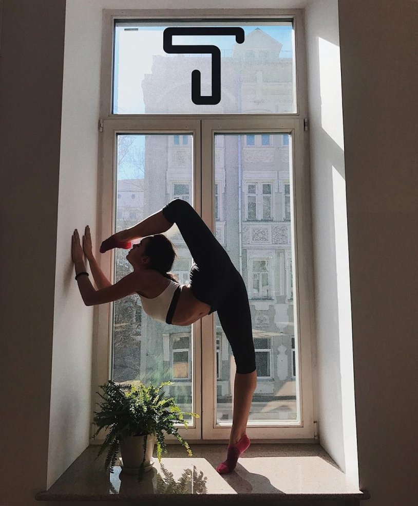 Rhythmic gymnastics stretching