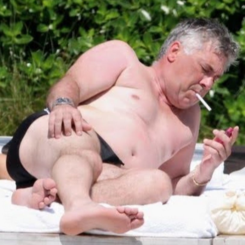 Carlo Ancelotti naked