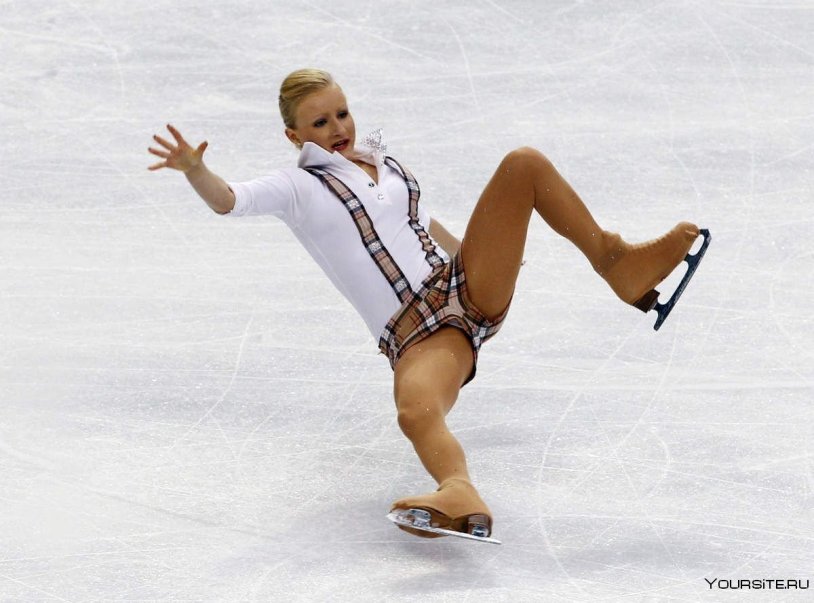Nora Hoffman figure skating