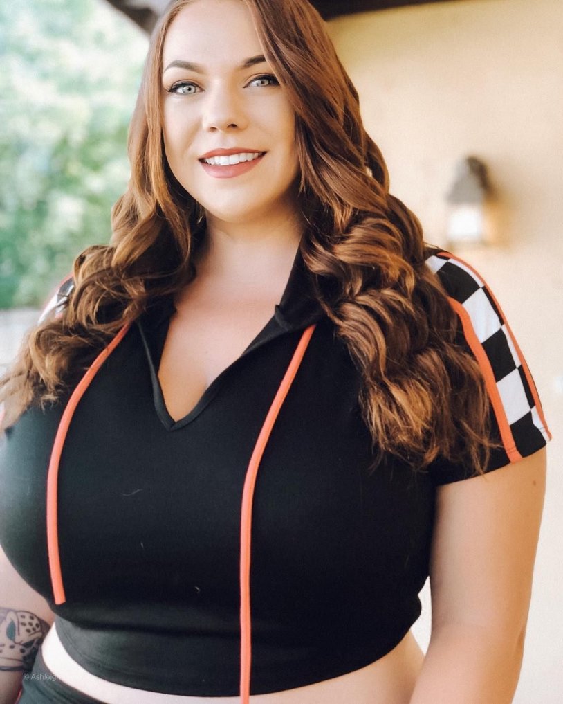 Ashleigh Dunn fashion model