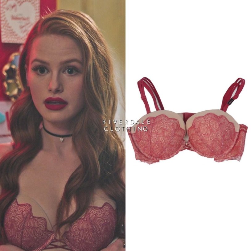 Scheryl Blossom in underwear