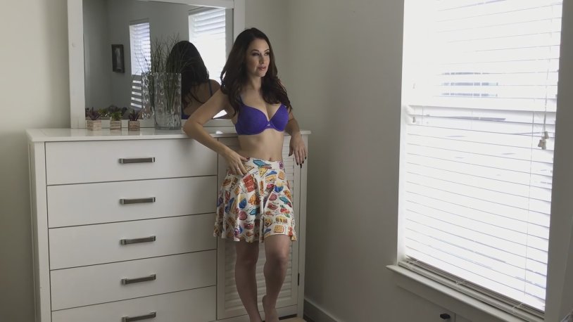 Emily Willis (Emily Willis)