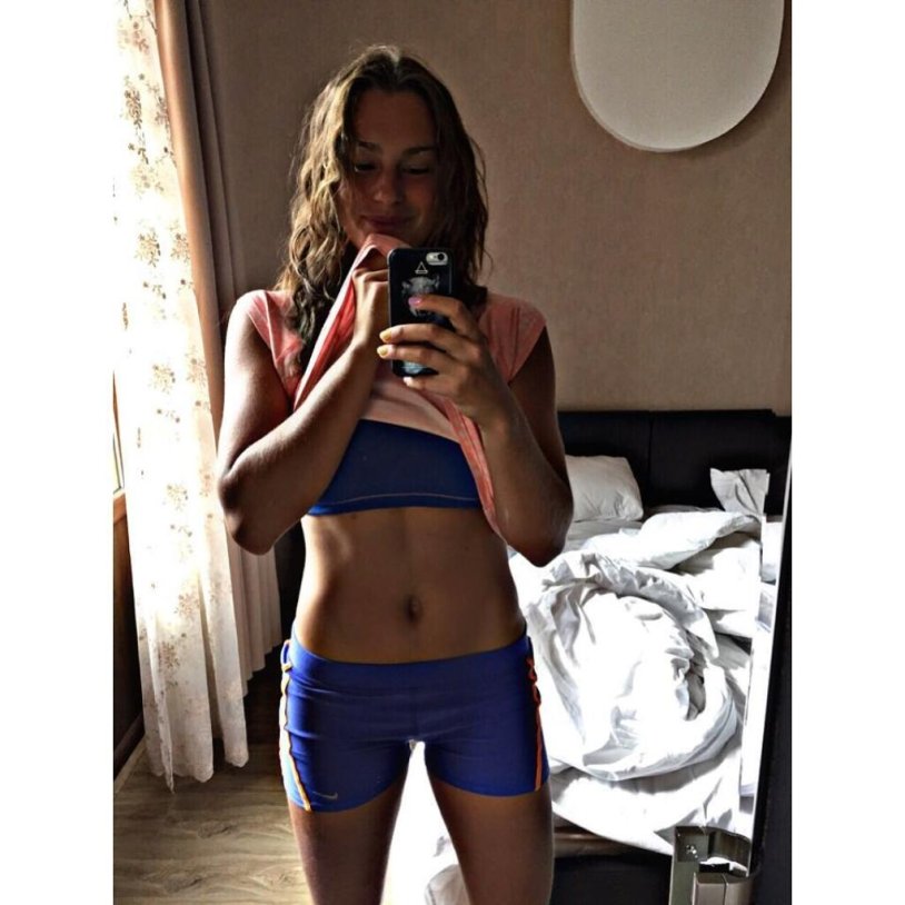 Arina Sobolenko figure