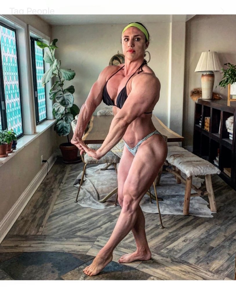 Laura Carolan BodyBuilder
