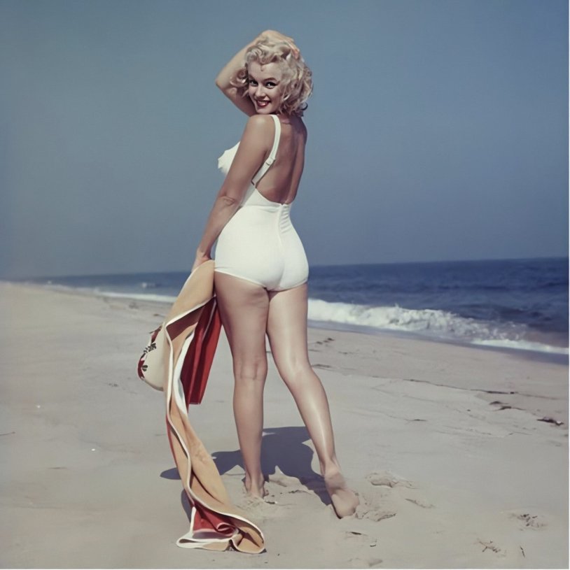 Marilyn Monroe Figure