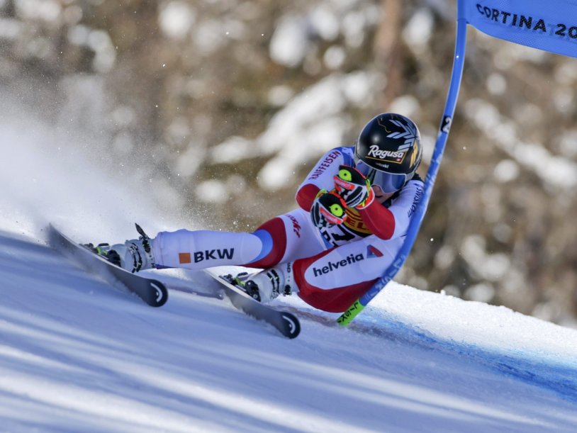 Skiing. Super Gigant, Women 1. Lara Gut Ihrami (Switzerland) - 1.13.51