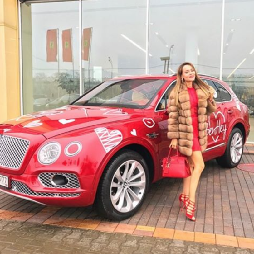 Anna Kalashnikova Machine