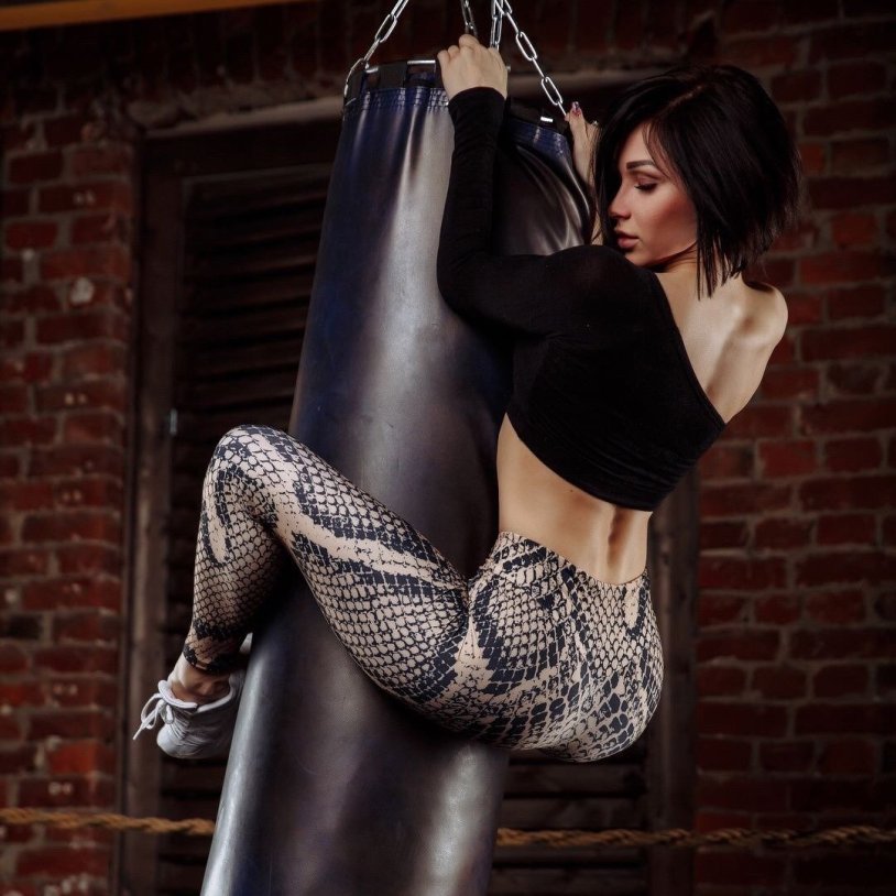 Anna Nystrom leggings