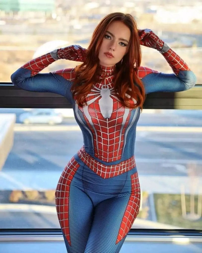 Spider Woman cosplay