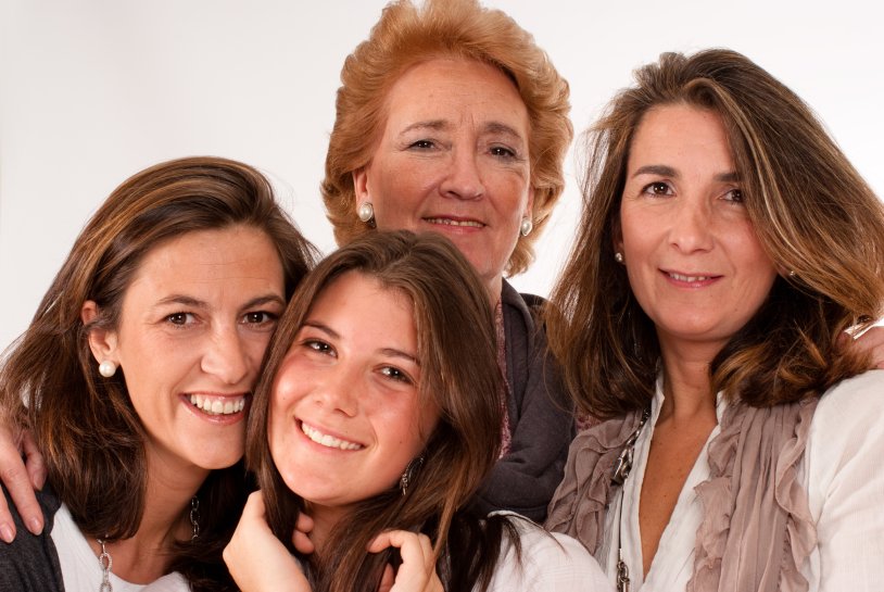 Many women of different ages