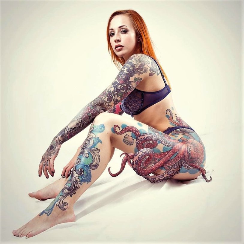 Yana Miller tattoo model