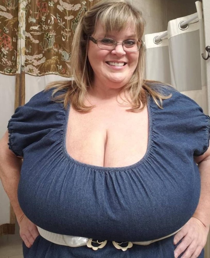 Old busty aunts
