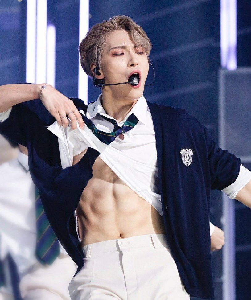 SUNGHWA from ATEEZ press