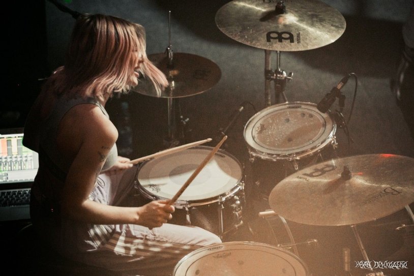 Gwen Stacy drums