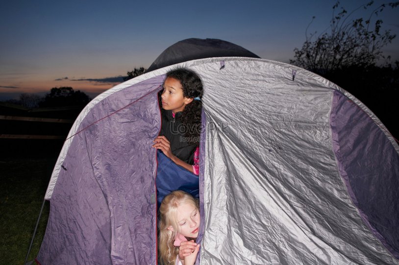 Stephanie Harper in a headscarf