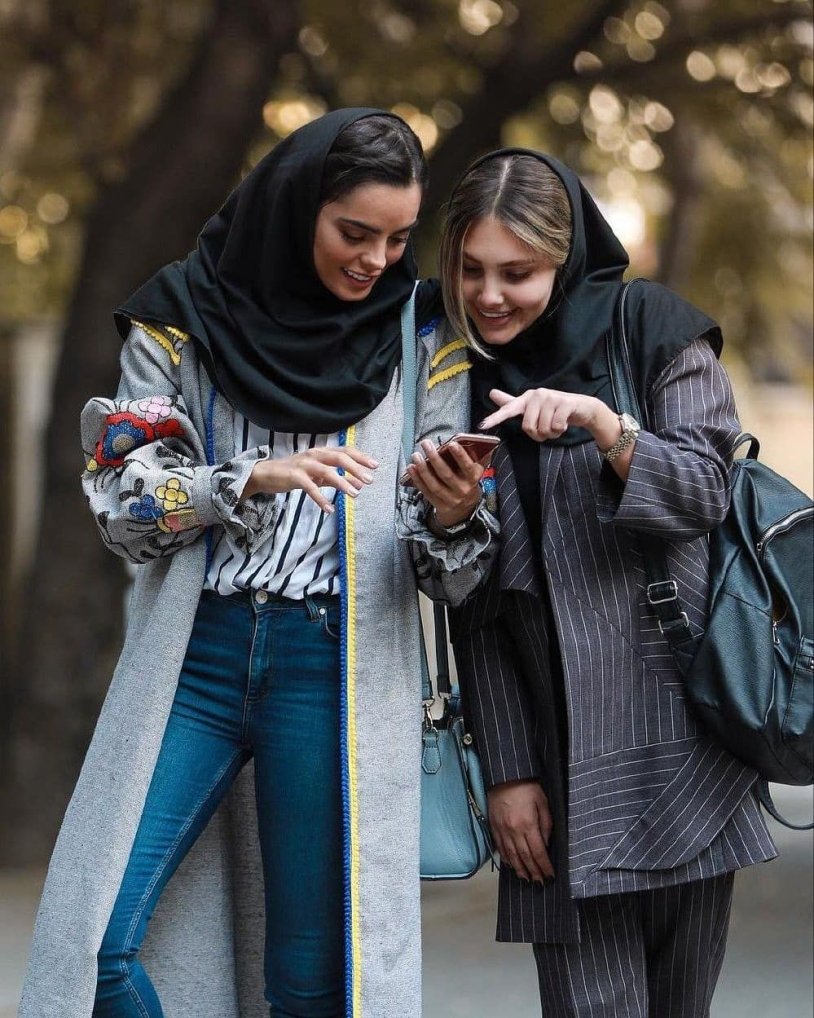 Persian girls without hijab