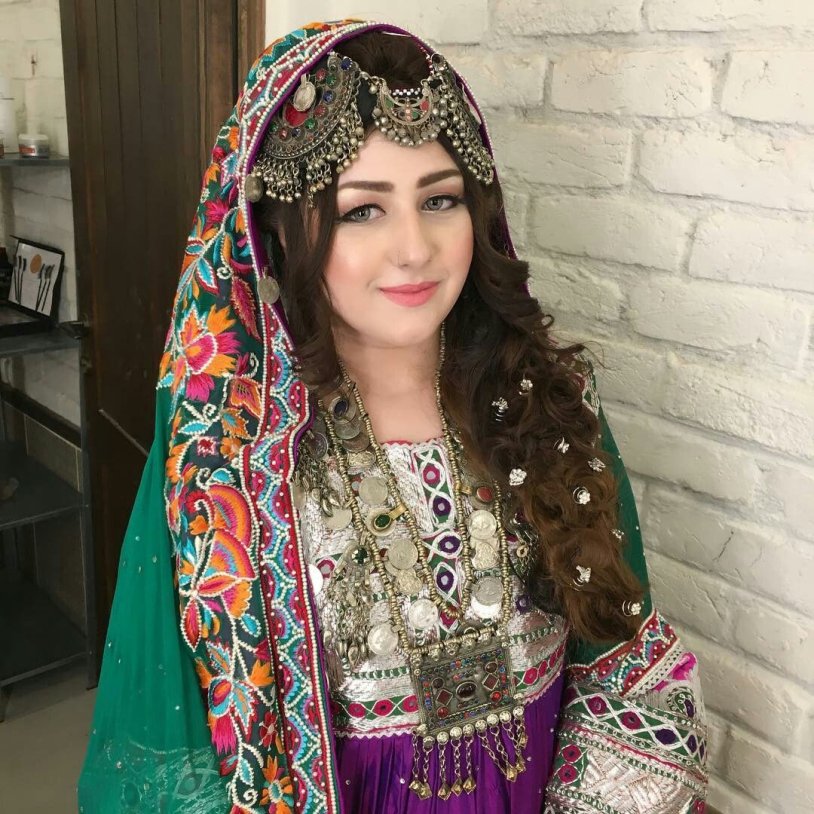 Beautiful women's clothing of Afghanistan