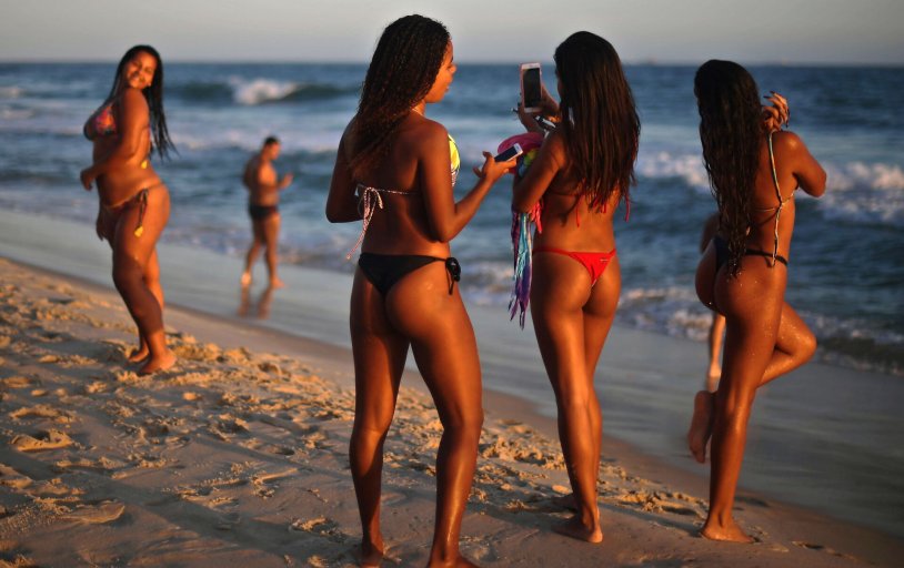 Beaches Rio de Janeiro Brazil girls