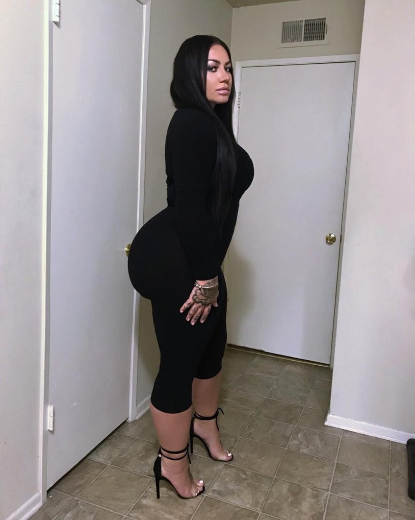 Big booty muslim