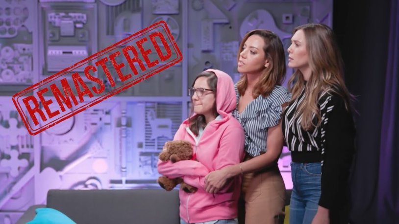 Elizabeth Olsen and Aubrey Plaza