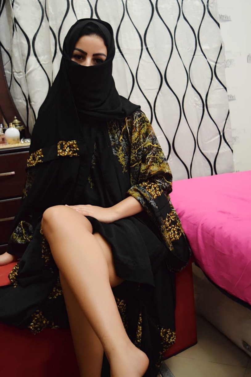 Hot arab girls in dubai
