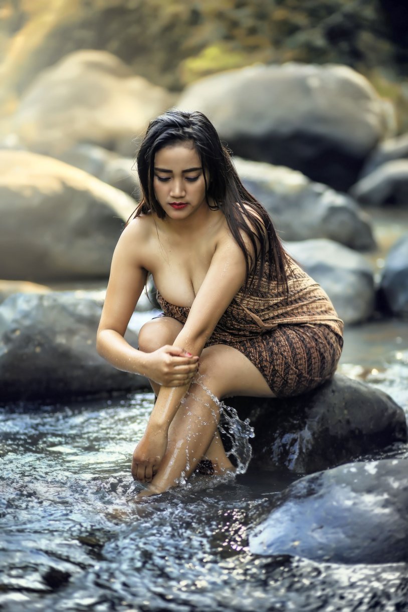 Naked indonesian women